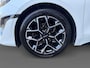 Kia ProCeed 120PK T-GDi GT-Line | Schuif/Kantel Dak | Stoel & Stuurwiel Verwarming | Elektrische Achterklep | Camera | Navi | Apple CarPlay/Android Auto | Climate Control | Cruise Control | Full LED | All Season Banden |