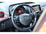 Toyota Aygo 1.0 VVT-i x-joy 5-deurs 72pk | Climate Control | Lichtmetalen velgen 15" | Achteruitrijcamera |