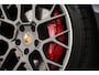 Porsche 911 Cabrio 3.0 Carrera 4 S Orgi. NL | Sport Chrono | Achterasbesturing | Sport Design Pack | PDCC | PDLS | Sportuitlaat | 20/21'' | Adaptieve Sportstoelen Plus ( Leder-Sport-Tex Stickels (checker Flag)