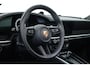 Porsche 911 Cabrio 3.0 Carrera 4 S Orgi. NL | Sport Chrono | Achterasbesturing | Sport Design Pack | PDCC | PDLS | Sportuitlaat | 20/21'' | Adaptieve Sportstoelen Plus ( Leder-Sport-Tex Stickels (checker Flag)