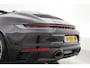 Porsche 911 Cabrio 3.0 Carrera 4 S Orgi. NL | Sport Chrono | Achterasbesturing | Sport Design Pack | PDCC | PDLS | Sportuitlaat | 20/21'' | Adaptieve Sportstoelen Plus ( Leder-Sport-Tex Stickels (checker Flag)