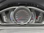 Volvo V40 1.5 T3 Nordic+ Sport | R-Design Exterieur | Lichtmetalen Velgen 17 inch | Navigatie | Parkeerverwarming | Stoelverwarming | Verwarmde Voorruit | Sportonderstel | LED Koplampen | Bluetooth