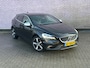 Volvo V40 1.5 T3 Nordic+ Sport | R-Design Exterieur | Lichtmetalen Velgen 17 inch | Navigatie | Parkeerverwarming | Stoelverwarming | Verwarmde Voorruit | Sportonderstel | LED Koplampen | Bluetooth