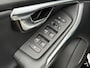 Volvo V40 1.5 T3 Nordic+ Sport | R-Design Exterieur | Lichtmetalen Velgen 17 inch | Navigatie | Parkeerverwarming | Stoelverwarming | Verwarmde Voorruit | Sportonderstel | LED Koplampen | Bluetooth