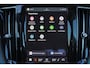 Volvo XC60 T6 Recharge AWD Plus Dark - Panorama/schuifdak - IntelliSafe Assist & Surround - 360º Camera - Verwarmde voorstoelen, stuur & achterbank - Parkeersensoren voor & achter - Elektr. bedienb. voorstoelen met geheugen - Draadloze tel. lader - Inklapbare trekhaak - 19' LMV