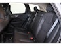 Volvo XC60 T6 Recharge AWD Plus Dark - Panorama/schuifdak - IntelliSafe Assist & Surround - 360º Camera - Verwarmde voorstoelen, stuur & achterbank - Parkeersensoren voor & achter - Elektr. bedienb. voorstoelen met geheugen - Draadloze tel. lader - Inklapbare trekhaak - 19' LMV