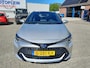Toyota Corolla Touring Sports 2.0 Hybrid Style mooie complete in Nederland nieuw geleverde Corolla met afneembare trekhaak!