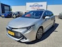 Toyota Corolla Touring Sports 2.0 Hybrid Style mooie complete in Nederland nieuw geleverde Corolla met afneembare trekhaak!