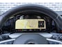 Volkswagen Golf 1.0 eTSI DSG Life Business | Navigatie | Apple Carplay | Android Auto | Stoelmassage | Stoelverwarming | Achteruitrijcamera | LED Koplampen | Cruise Control Adaptief | Parkeersensoren | Parkeerassistent