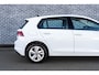 Volkswagen Golf 1.0 eTSI DSG Life Business | Navigatie | Apple Carplay | Android Auto | Stoelmassage | Stoelverwarming | Achteruitrijcamera | LED Koplampen | Cruise Control Adaptief | Parkeersensoren | Parkeerassistent