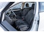 Volkswagen Golf 1.0 eTSI DSG Life Business | Navigatie | Apple Carplay | Android Auto | Stoelmassage | Stoelverwarming | Achteruitrijcamera | LED Koplampen | Cruise Control Adaptief | Parkeersensoren | Parkeerassistent