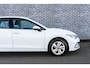 Volkswagen Golf 1.0 eTSI DSG Life Business | Navigatie | Apple Carplay | Android Auto | Stoelmassage | Stoelverwarming | Achteruitrijcamera | LED Koplampen | Cruise Control Adaptief | Parkeersensoren | Parkeerassistent