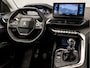 Peugeot 5008 1.2 PureTech Allure Sport 7 Persoons (APPLE CARPLAY, GROOT NAVI, 360 CAMERA, LEDER, ADAPTIVE CRUISE, SPORTSTOELEN, ELEK ACHTERKLEP, KEYLESS, GETINT GLAS, SFEERVERLICHTING, NIEUWSTAAT)