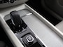 Volvo XC60 2.0 T6 Plug-in hybrid AWD Plus Bright Full LED Adaptive Cruise Control + Pilot Assist Parkeersensoren V&A+ Camera Panaroma dak