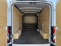 Ford E-Transit 68kWh 184PK L2H2 317km WLTP 96,1% (SOH) BEV Snelladen Camera Cruise control Climate control Carplay Navigatie Parkeersensoren