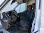 Ford E-Transit 68kWh 184PK L2H2 317km WLTP 96,1% (SOH) BEV Snelladen Camera Cruise control Climate control Carplay Navigatie Parkeersensoren