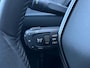 Peugeot e-208 EV Allure Pack 50 kWh | Navigatie | Camera | Adaptieve Cruise | Climate Control | Parkeersensoren |
