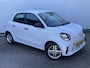 smart EQ ForFour Soh 96% 1Eig Clima Cruise toerenteller Essential 22kw-boordlader met fastcharge functie