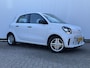 smart EQ ForFour Soh 96% 1Eig Clima Cruise toerenteller Essential 22kw-boordlader met fastcharge functie