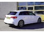 Audi A3 Sportback 1.0 TFSI 5drs 2x S-Line Edition BJ2017 Lmv 18" | Led V+A | Dynamische knipperlichten | Pdc | Sideskirts | Trekhaak | App-Connect | Navi | Climate control | Cruise control | Sportstoelen | Sportstuur | Zwarte hemel | Extra getint glas