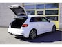 Audi A3 Sportback 1.0 TFSI 5drs 2x S-Line Edition BJ2017 Lmv 18" | Led V+A | Dynamische knipperlichten | Pdc | Sideskirts | Trekhaak | App-Connect | Navi | Climate control | Cruise control | Sportstoelen | Sportstuur | Zwarte hemel | Extra getint glas
