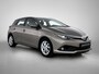 Toyota Auris 1.8 Hybrid Dynamic | Navigatie | Cruise Control | Climate Control | DAB | Achteruitrijcamera | Elektrisch inklapbare buitenspiegels |