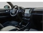 Volvo XC40 Recharge Core 70 kWh Trekhaak/ Stoel-stuurverwarming/ Camera/ Navigatie/ Carplay/ Contourstoelen
