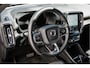 Volvo XC40 Recharge Core 70 kWh Trekhaak/ Stoel-stuurverwarming/ Camera/ Navigatie/ Carplay/ Contourstoelen