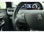 Peugeot 208 1.2 PureTech Allure | 82PK | Trekhaak | Climate Control | Navigatie | Parkeersensoren Achter | Lichtmetalen velgen |
