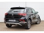 Volkswagen T-Roc 1.5 TSI Style 150pk DSG7 | Carplay | Stoelverwarming | Sensoren | IQ. Drive | Navi