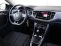 Volkswagen T-Roc 1.5 TSI Style Business 150PK DSG | Led Plus | Trekhaak | Camera | Navigatie | Stoelverarming