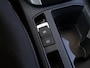 Volkswagen T-Roc 1.5 TSI Style Business 150PK DSG | Led Plus | Trekhaak | Camera | Navigatie | Stoelverarming