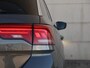 Volkswagen T-Roc 1.5 TSI Style Business 150PK DSG | Led Plus | Trekhaak | Camera | Navigatie | Stoelverarming
