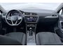 Volkswagen Tiguan 1.4 TSI eHybrid Business+ | Getint Glas | Camera | ACC | PDC V+A