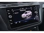 Volkswagen Tiguan 1.4 TSI eHybrid Business+ | Getint Glas | Camera | ACC | PDC V+A