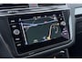 Volkswagen Tiguan 1.4 TSI eHybrid Business+ | Getint Glas | Camera | ACC | PDC V+A