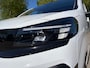 Opel Vivaro L2 2.0 BlueHDI 145pk EAT8 automaat | BPM vrij | NAVI | Multimedia | Apple Carplay | Android Auto | Achteruitrijcamera | Parkeersensoren achter | FULL LED verlichting | Mistlampen | Licht- en regensensor | Automatische verlichting | Multifunctionele bank voorpassagiers | Doorlaadluik in tussenschot | Houten afwerking laadruimte | Reservewiel | voor €30.995 ex. BTW rijklaar