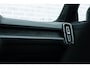Volvo XC40 Single Motor 69 kWh Essential | Navigatie | Apple Carplay | Android Auto | Achteruitrijcamera | Parkeersensoren | Lichtmetalen Velgen 19 inch | Cruise Control | Climate Control