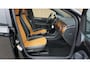 Volkswagen Up! 1.0 75pk 5Drs Automaat Special Up! Pano.Dak 17inch LM Beats Trekhaak A-Camera Cruise Control 37891km! Unieke Up!