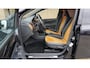 Volkswagen Up! 1.0 75pk 5Drs Automaat Special Up! Pano.Dak 17inch LM Beats Trekhaak A-Camera Cruise Control 37891km! Unieke Up!