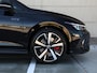 Volkswagen Golf 1.5 eHybrid GTE | 272 pk | Led Matrix | DCC | Trekhaak | Black Style | Panoramadak | Head-up display |