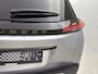 Peugeot 2008 GT Hybrid 145 e-DSC6 | Navigatie | Elektrisch Verstelbare Bestuurderstoel | Camera Voor + Achter | Stoelverwarming | Dodehoekbewaking | Adaptieve Cruise Control | Apple CarPlay/Android Auto |