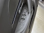 Peugeot 2008 GT Hybrid 145 e-DSC6 | Navigatie | Elektrisch Verstelbare Bestuurderstoel | Camera Voor + Achter | Stoelverwarming | Dodehoekbewaking | Adaptieve Cruise Control | Apple CarPlay/Android Auto |