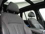 BMW X5 xDrive50e M Sport PHEV 490pk Dealer O.H. | Panodak Sky Lounge | Luchtvering | Head Up | 360 Camera | Harman / Kardon | Nappa Lederen Comfortstoelen Memory & Verwarmd | Carbon Schwarz | Apple Carplay | Keyless | Blis | 22"L.M | Plug In Hybrid |