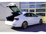 Skoda Octavia 1.0 e-TSI Automaat! 5drs Sport Business BJ2021 Lmv 18" | Led V+A | Dynamische knipperlichten | Pdc | Elek. trekhaak | App-Connect | Navi | Dashboard verlichting | Climate control | Cruise control | Sportstoelen | Verwarmd stuur | Zwarte hemel