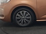 Volkswagen Multivan 1.4 eHybrid L1H1 Style 7 Persoons PHEV 218pk | Trekhaak Af Fabriek | Panodak | Alcantara Sportstoelen & Stuur Verwarmd |  Adaptive Cruise | Camera | IQ Light | Apple Carplay | Blis | Navigatie | DAB | Plug In Hybrid |
