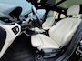 BMW X1 (f48) sDrive20i 192pk Orange Edition III 1e Eigenaar| Dealer Onderhouden | NL Auto | Trekhaak | Pano | Camera | Stoel/Stuurverwarming |