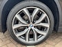 BMW X1 (f48) sDrive20i 192pk Orange Edition III 1e Eigenaar| Dealer Onderhouden | NL Auto | Trekhaak | Pano | Camera | Stoel/Stuurverwarming |
