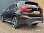BMW X1 (f48) sDrive20i 192pk Orange Edition III 1e Eigenaar| Dealer Onderhouden | NL Auto | Trekhaak | Pano | Camera | Stoel/Stuurverwarming |