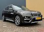 BMW X1 (f48) sDrive20i 192pk Orange Edition III 1e Eigenaar| Dealer Onderhouden | NL Auto | Trekhaak | Pano | Camera | Stoel/Stuurverwarming |